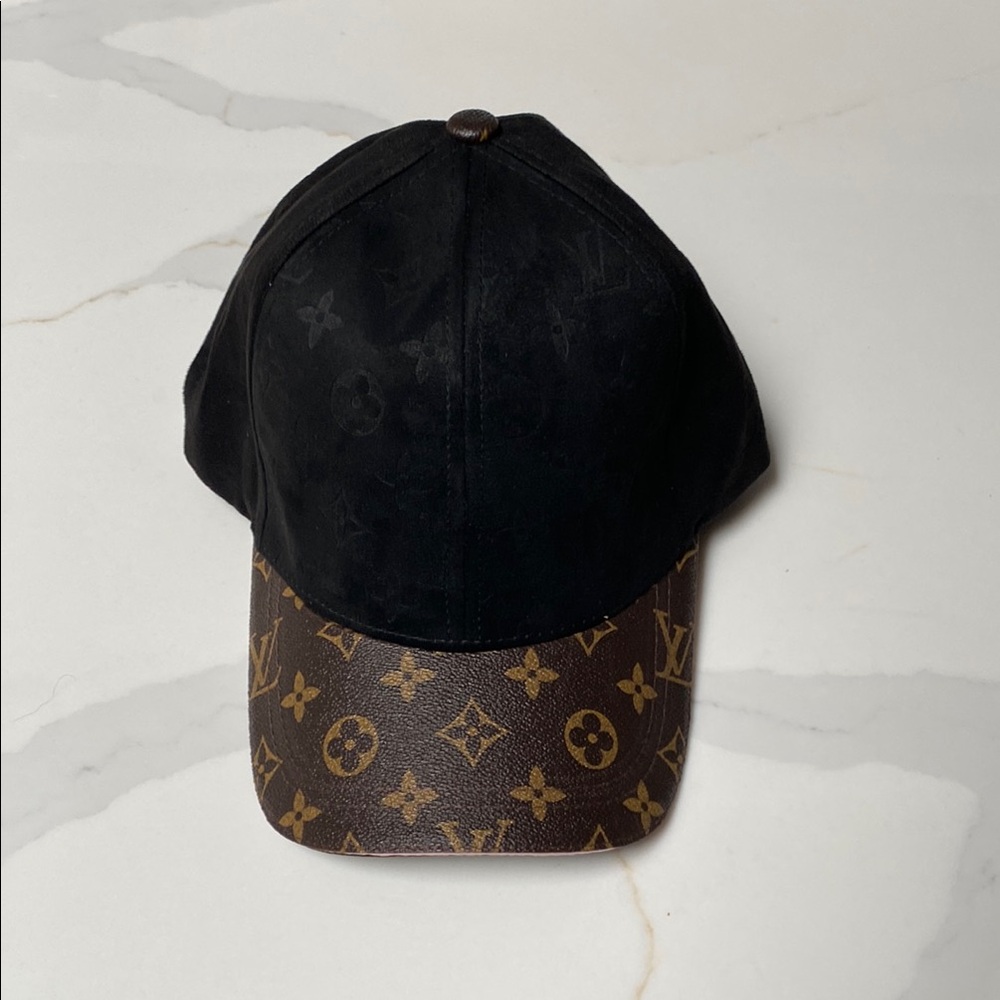 Louis vuitton monogram hat